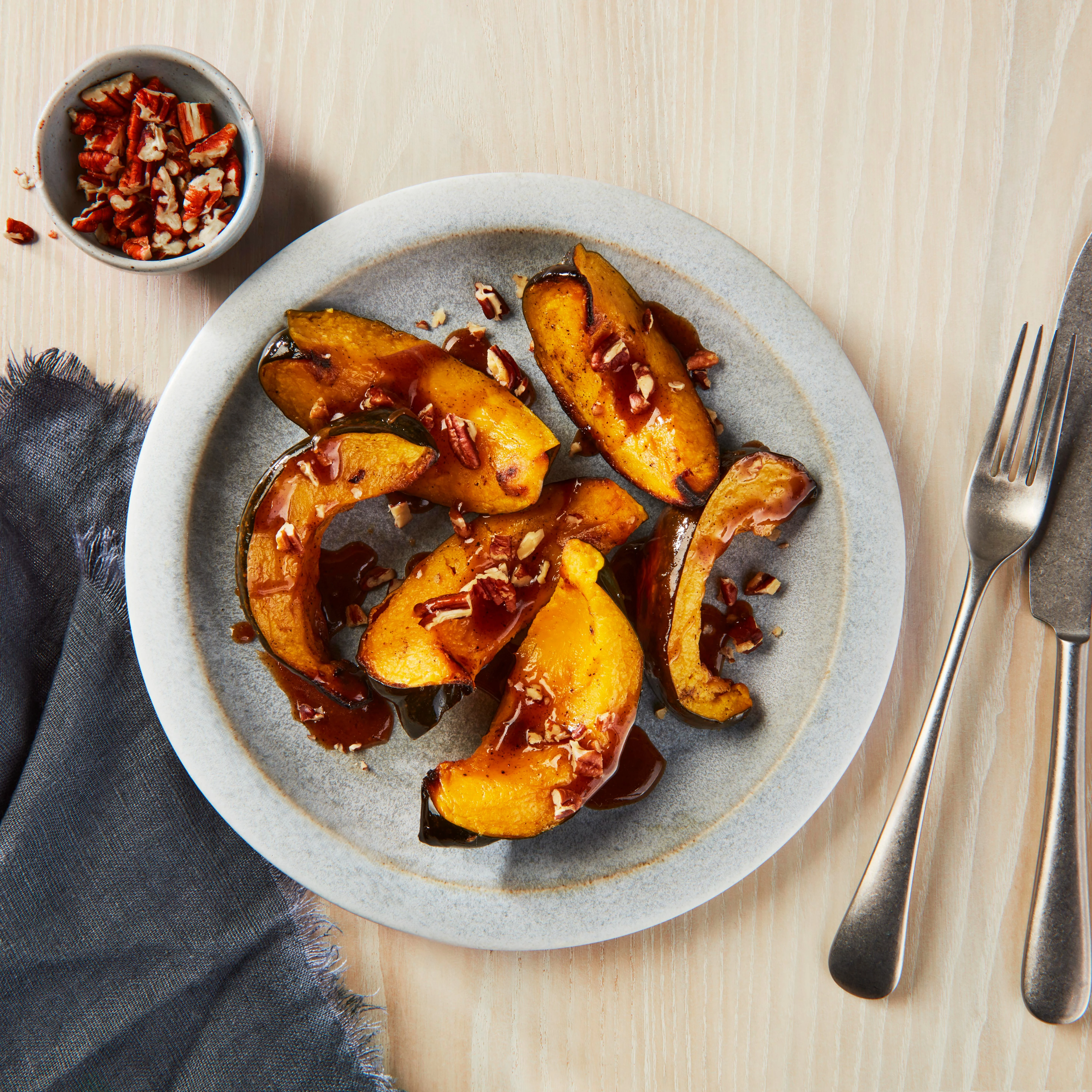 WFC 3320 ValueAdd AcornSquashWPecans Lifestyle