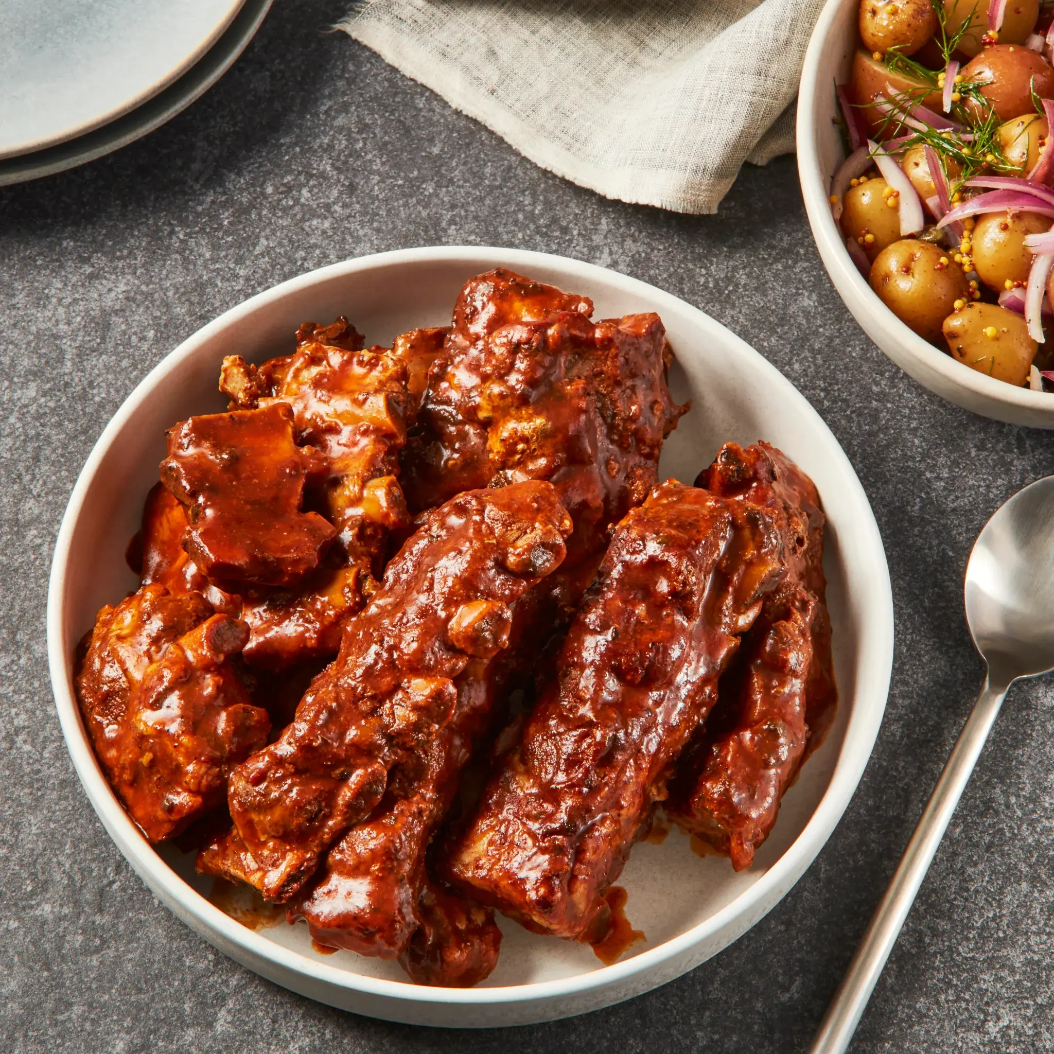 WFC_6904_Pork_Rib_BITips_Lifestyle (1).webp