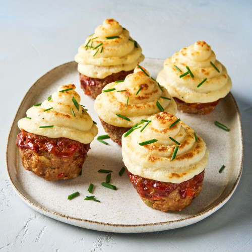 2603 WF PLATED Meatloaf Cupcakes with Mashed Potato Icing Specialty Meats (1)