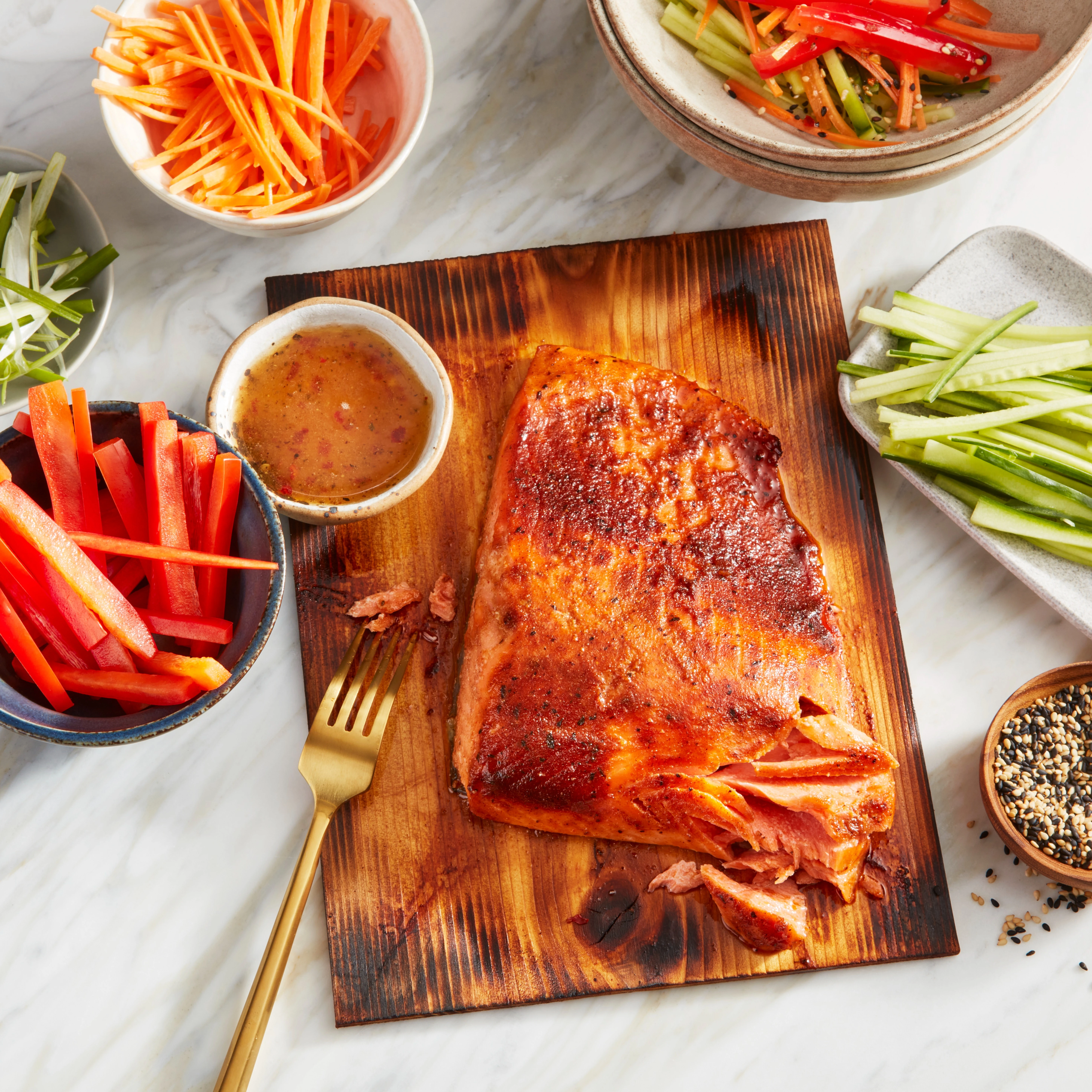 WFC 5158 Seafood Salmon CedarPlanked Applewood Lifestyle