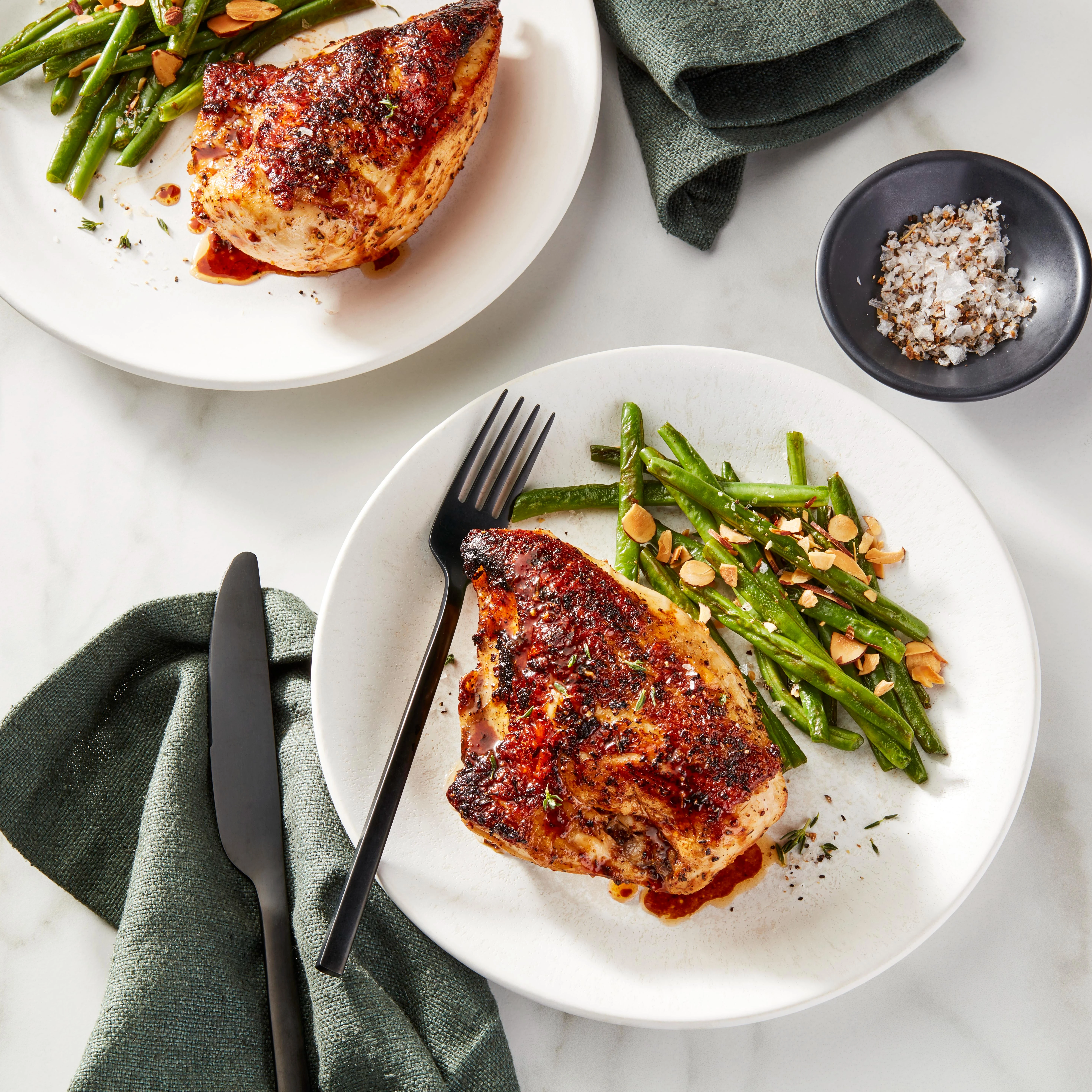 WFC 7000 7073 Chicken Breast BISkinOn Lifestyle