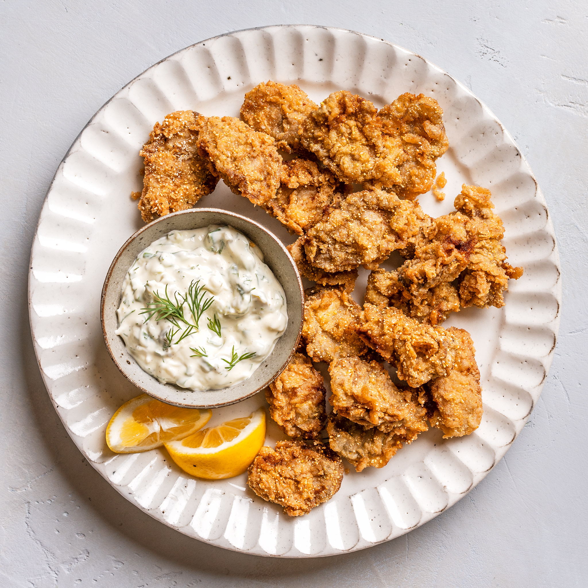 Cornmeal Crusted Fried Oysters w. Chile-Lime Mayo