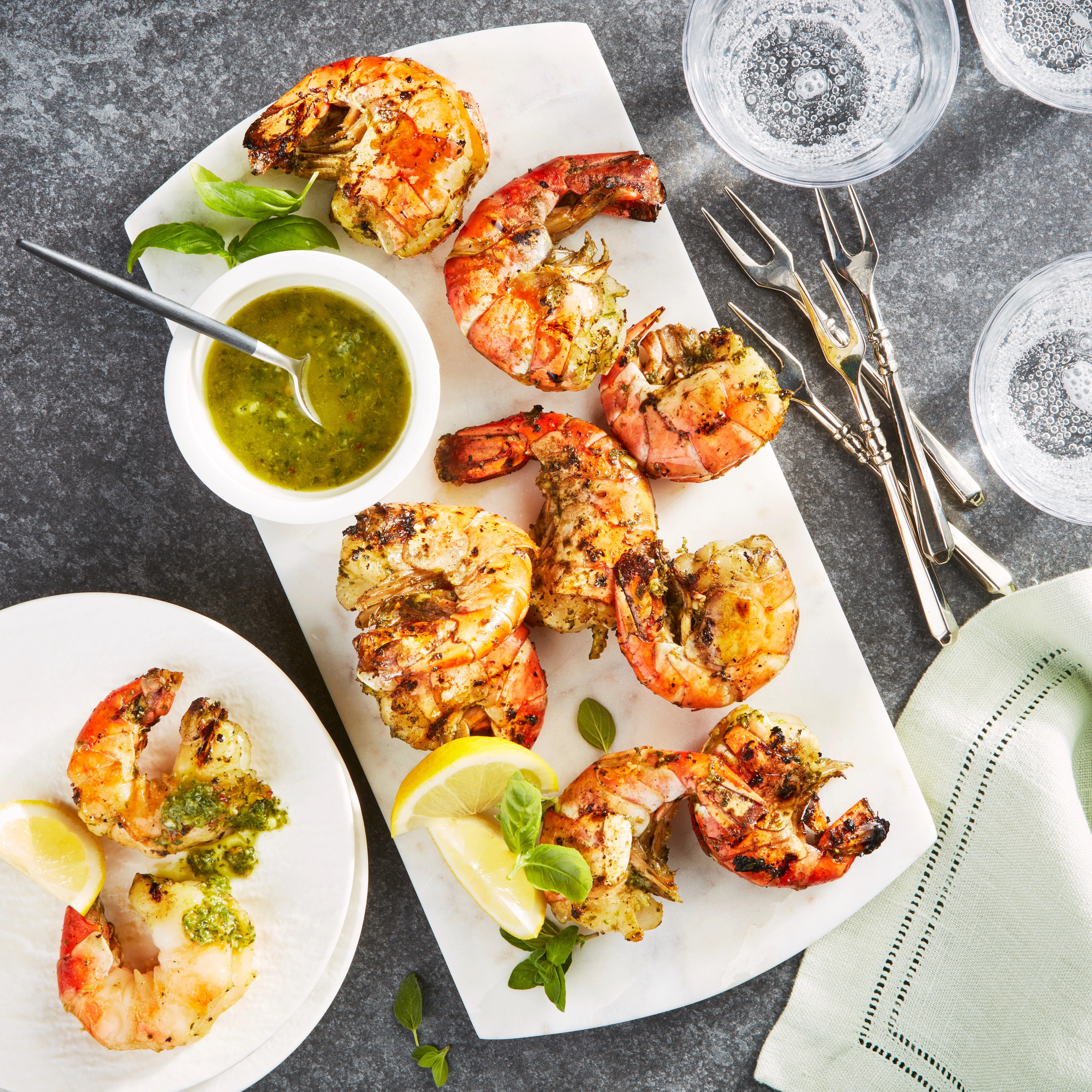 WFC 5124 Seafood Shrimp PinkColossalU15 Lifestyle