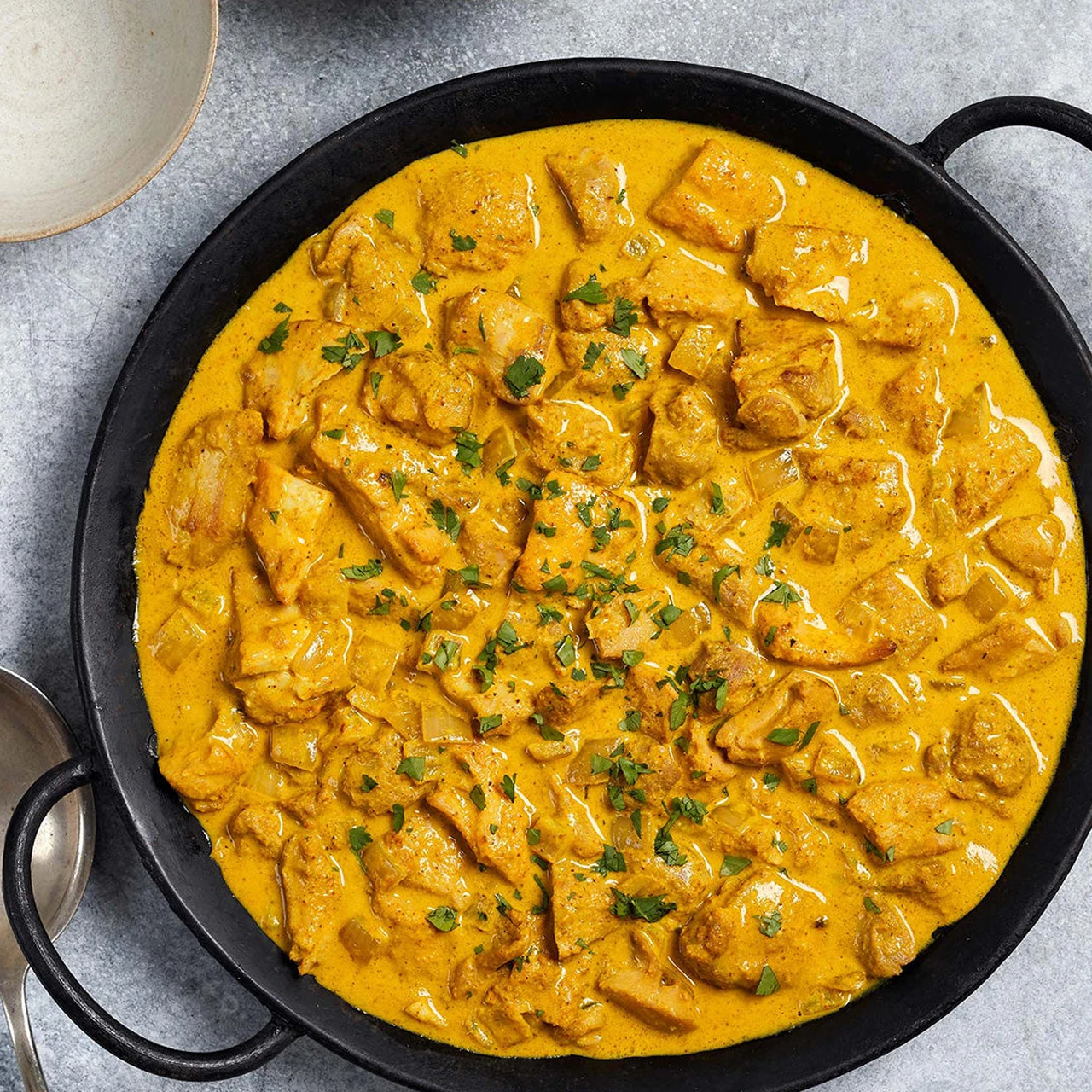 81691-wfmex-lifestyle-pollo-al-curry-platillos-listos 720x720-2