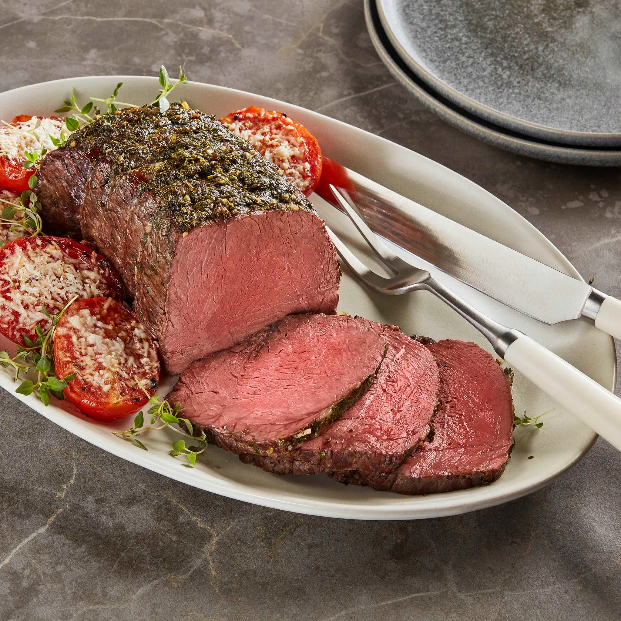 WFC 6044 Beef Roast TopSirloin Lifestyle 1x1 web