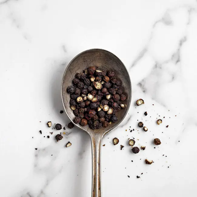 7066 WF Raw Black Peppercorns Spices & Dry Goods