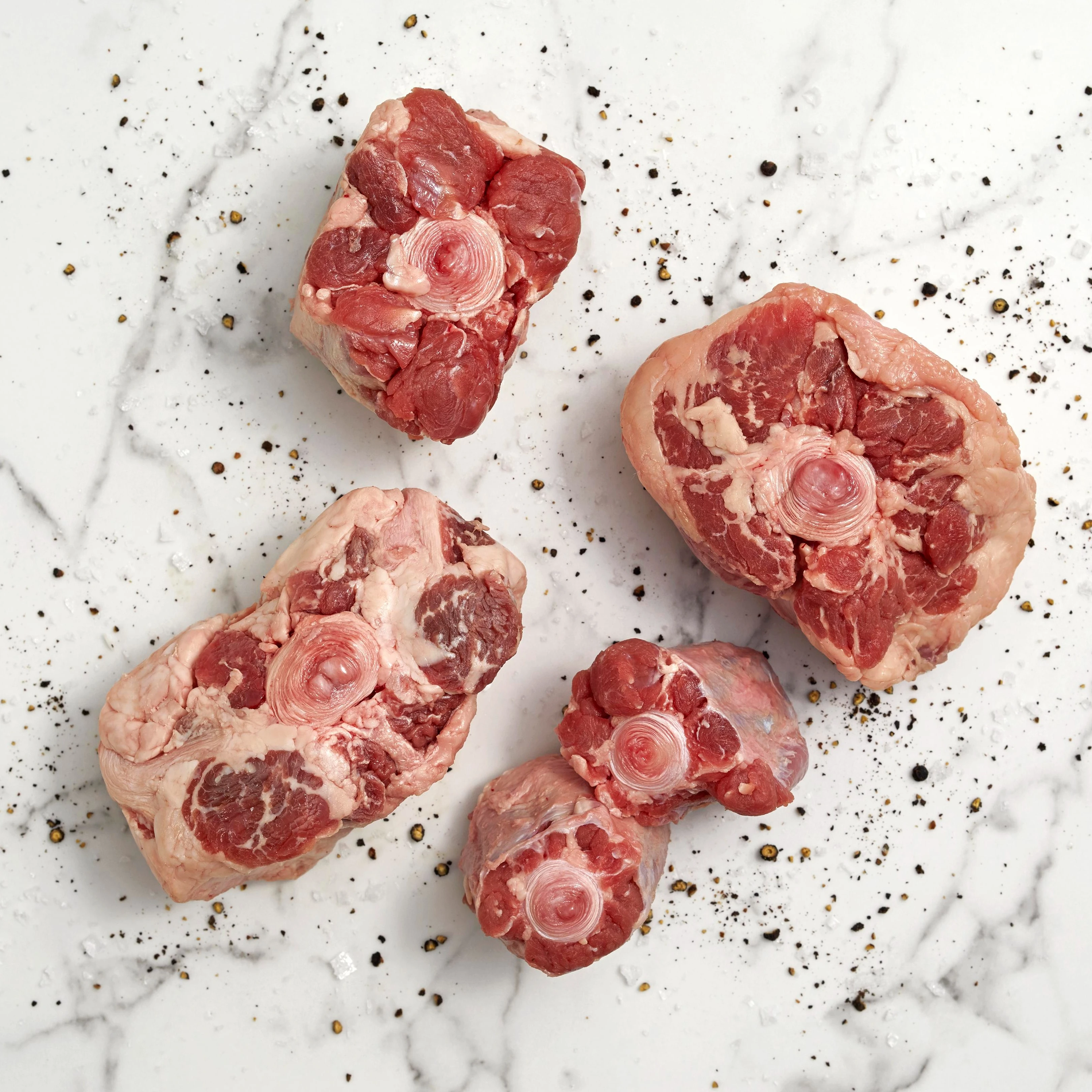 1806 RAW Beef Oxtails