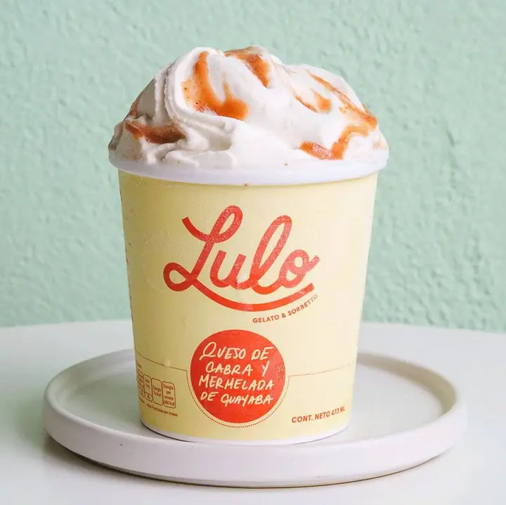 80533-gelato-de-queso-de-cabra-y-mermelada-de-guayaba-min_720x719-2