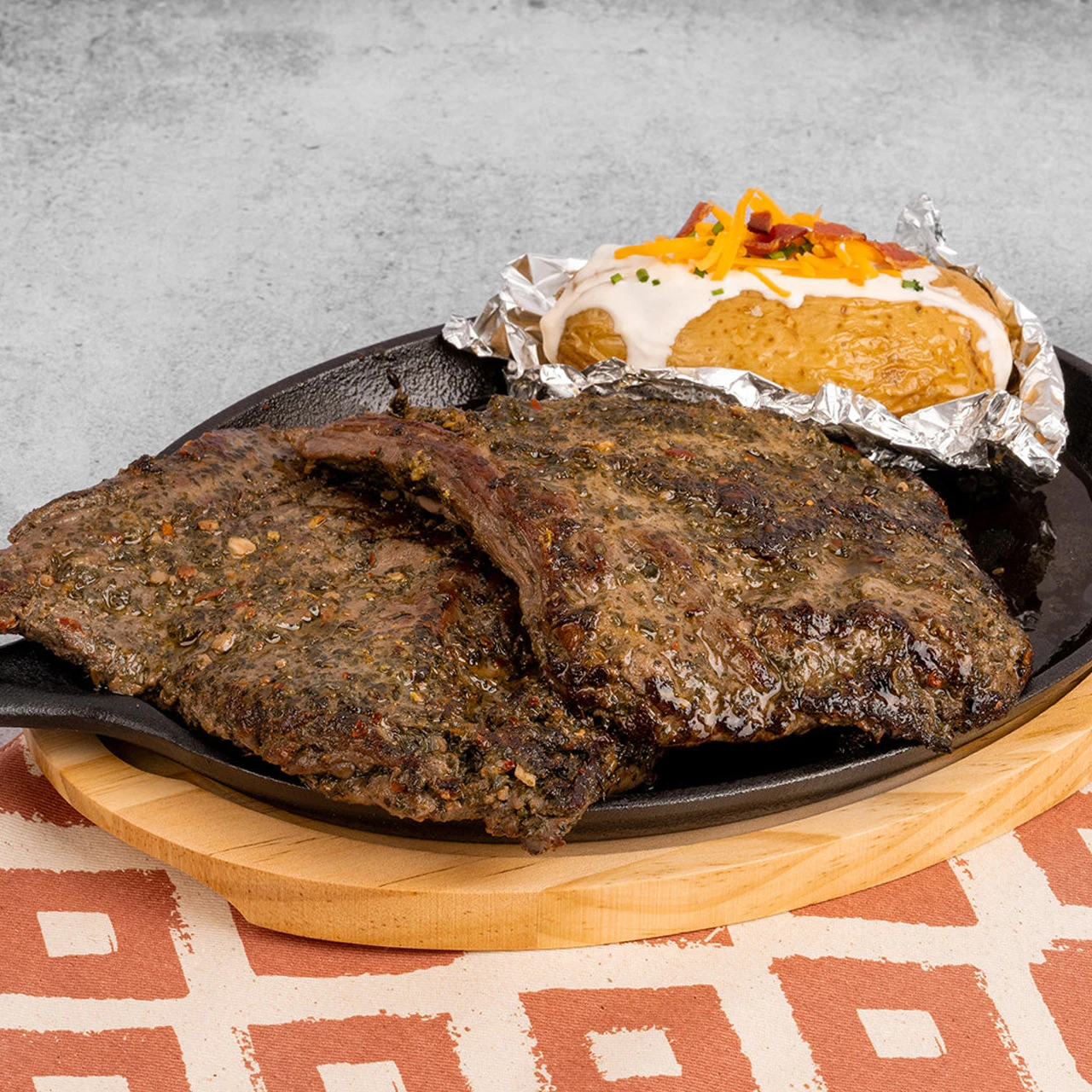 80875-wfmex-lifestyle-arrachera-chimichurri-res-asado 900x900