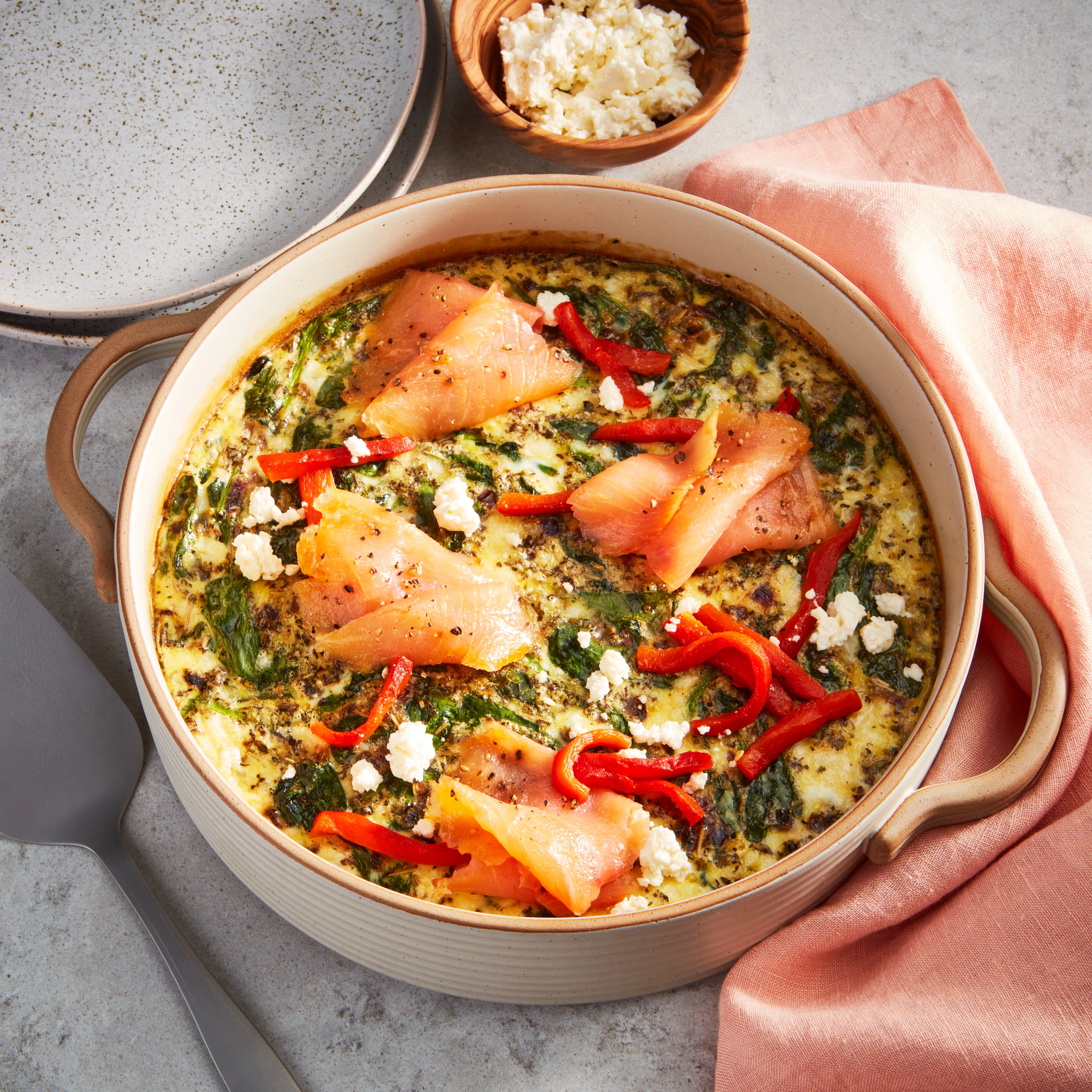 WFC 5094 Seafood SmokedSalmon GarlicPepper Lifestyle