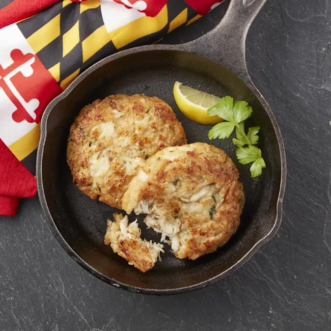 6298 Maryland Style Crab Cakes COOKED