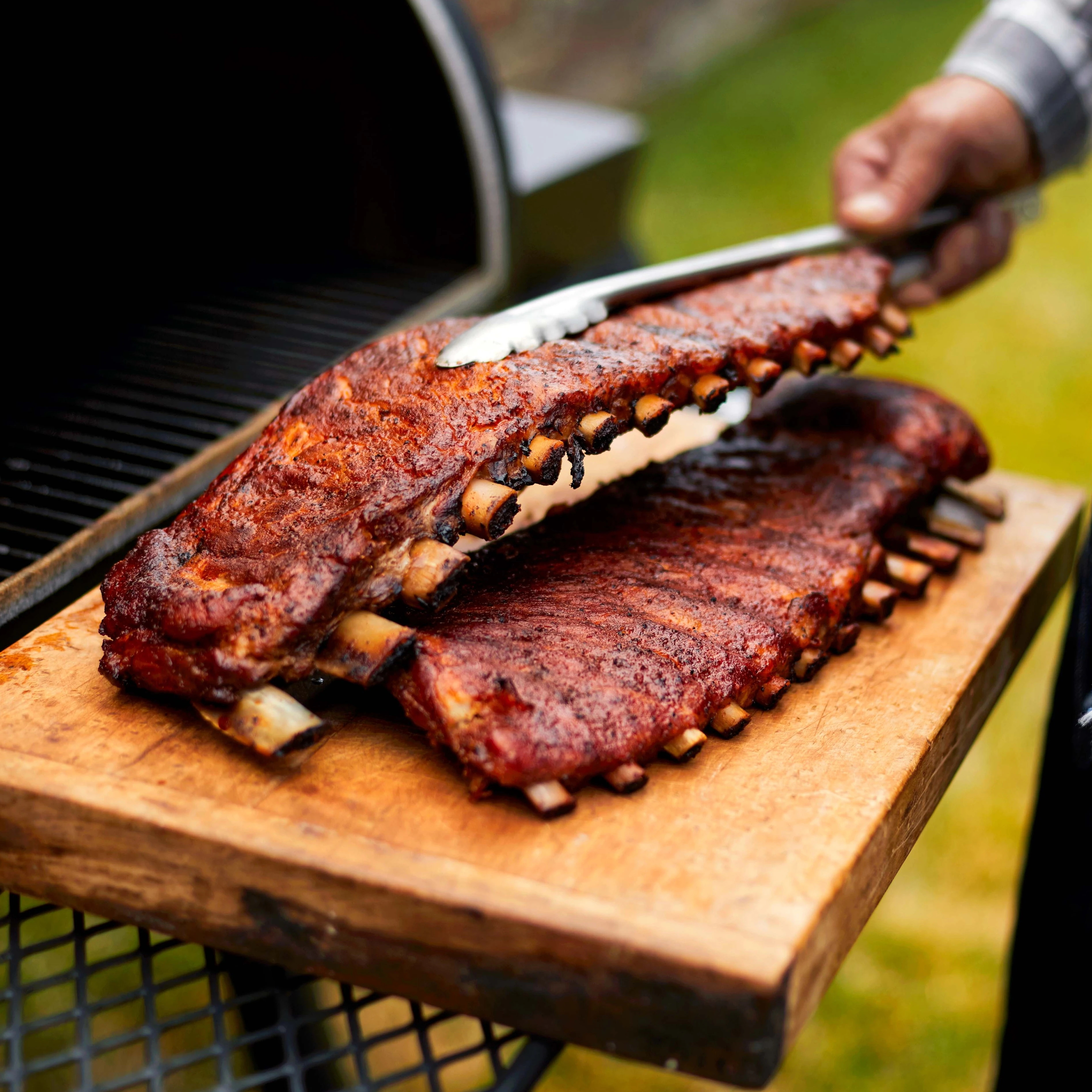 Barbecue Ribs with Korean-Style BBQ Sauce