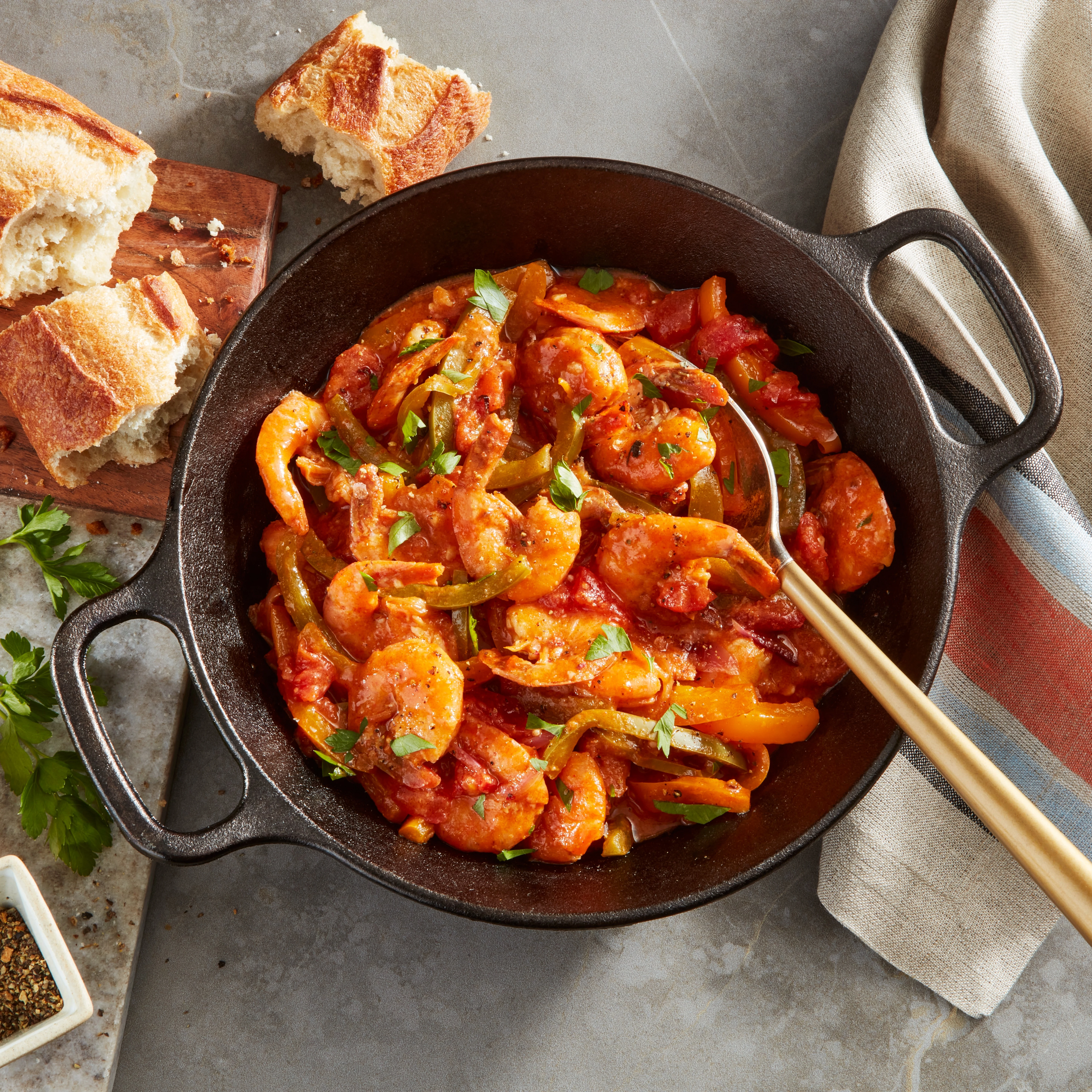 WFC 5120 Seafood Shrimp White Small 51-60 Lifestyle