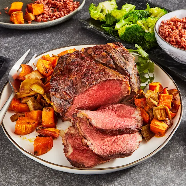 WFC 6205 7837 Beef Roast Blade Lifestyle 1x1
