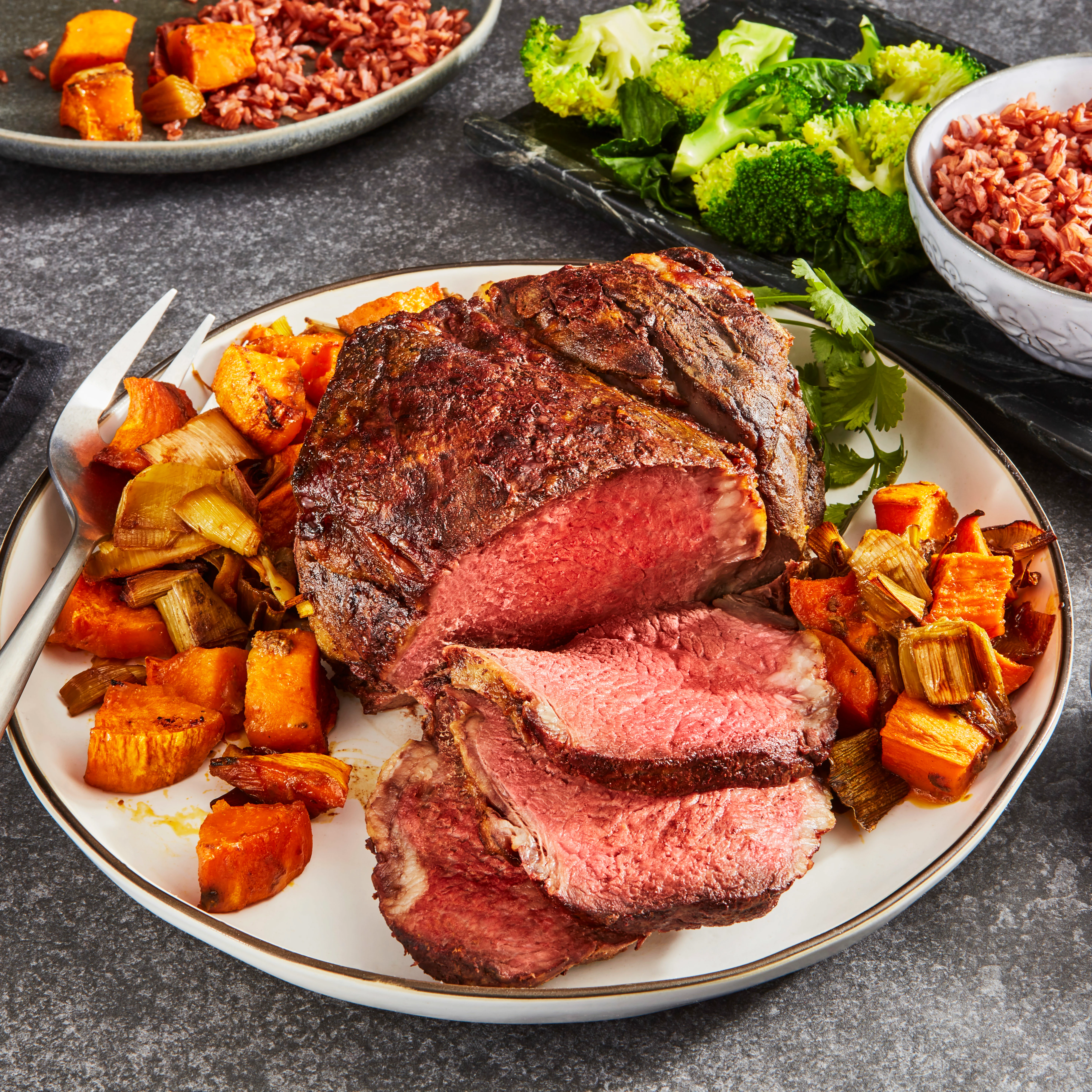 WFC 6205 7837 Beef Roast Blade Lifestyle 1x1