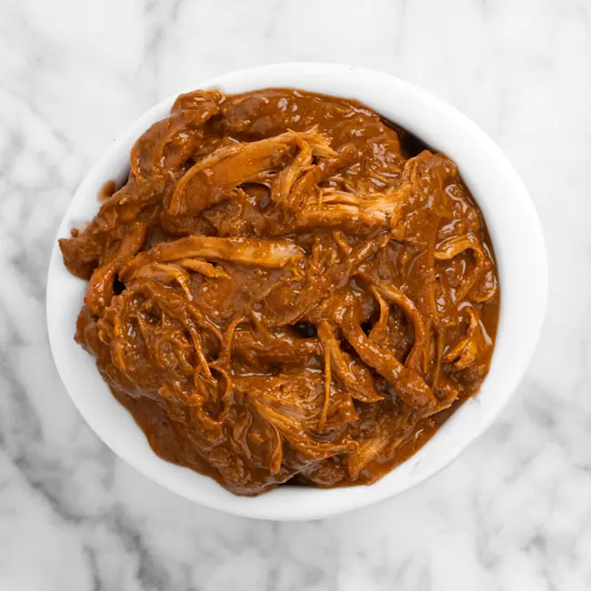 81811-wfmex-raw-pollo-con-mole-platillos-listos_840x840-1