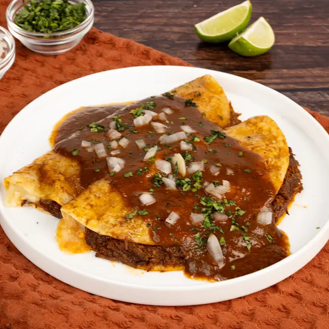 82054 WFMex Lifestyle QUESABIRRIA CON JUGO WF g Platillos Listos