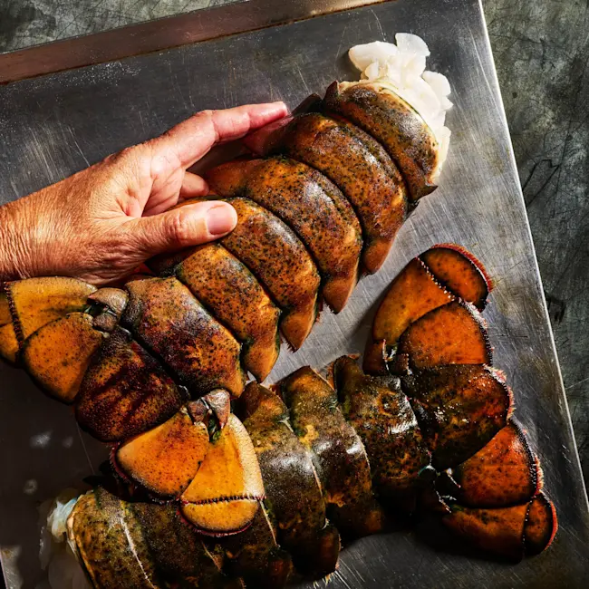 6362 RAW North American Lobster Tail