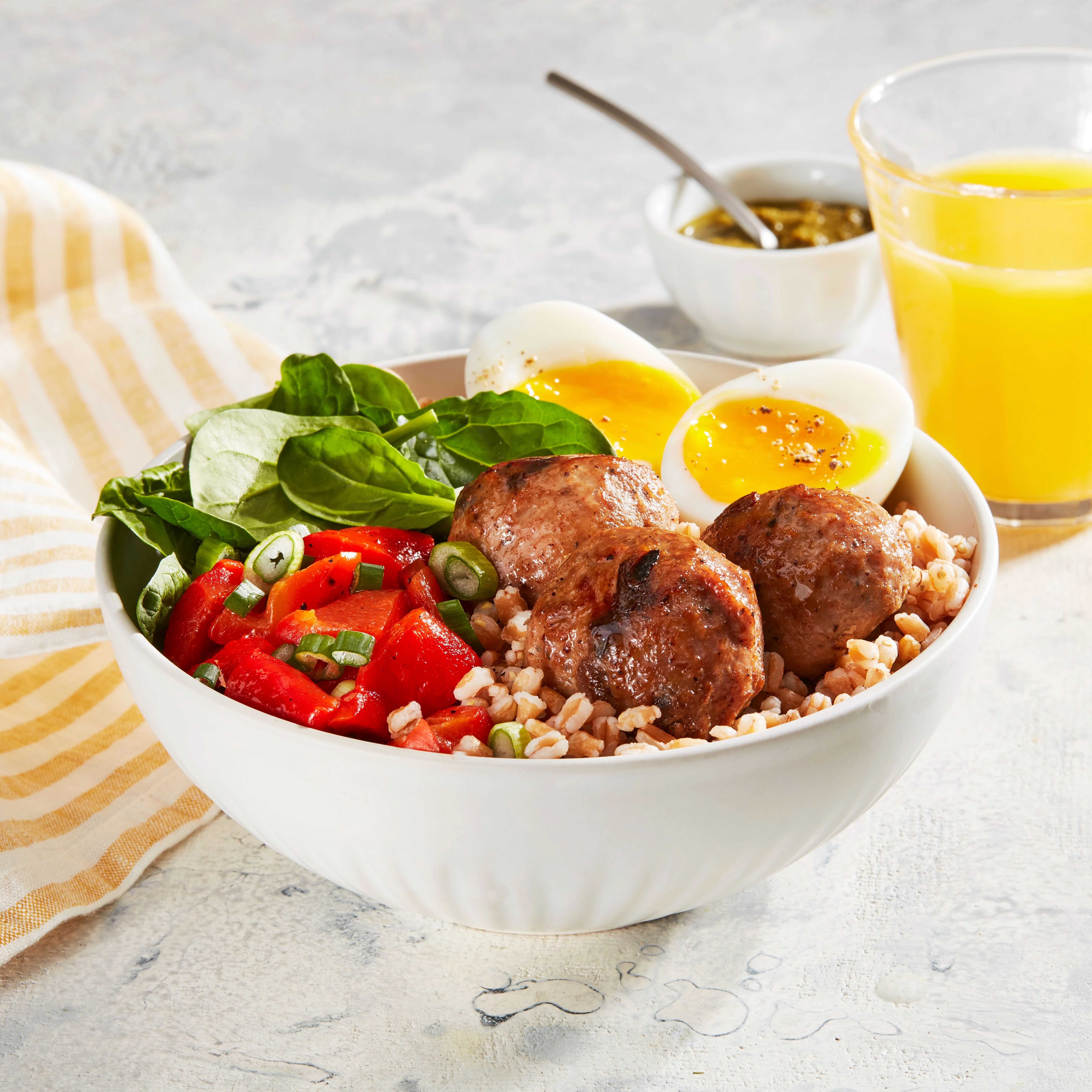 WFC 9071 Grinds Sausage Turkey Cranberry Breakfast LS