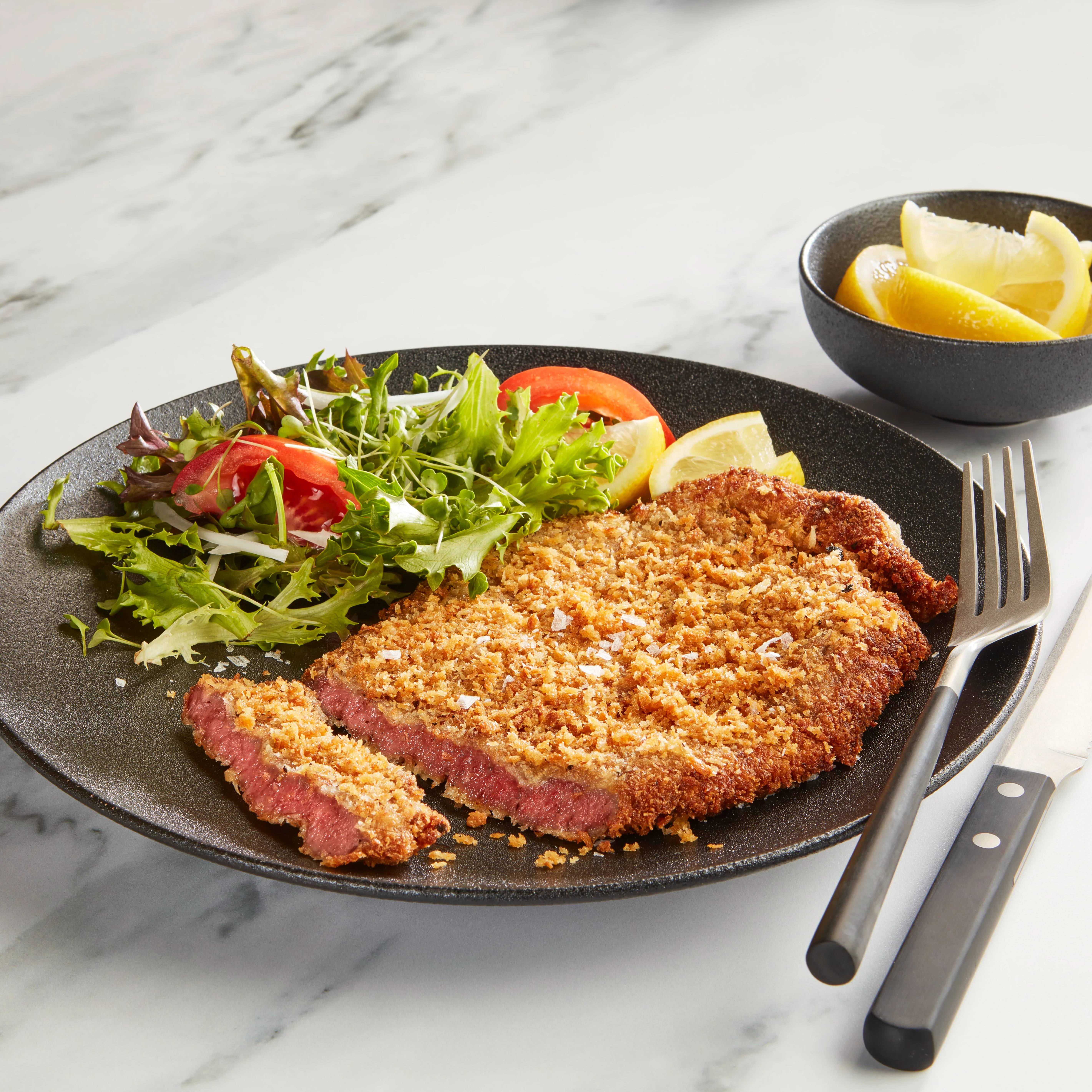 WFC 6209 Beef Cutlets InsideRound Lifestyle