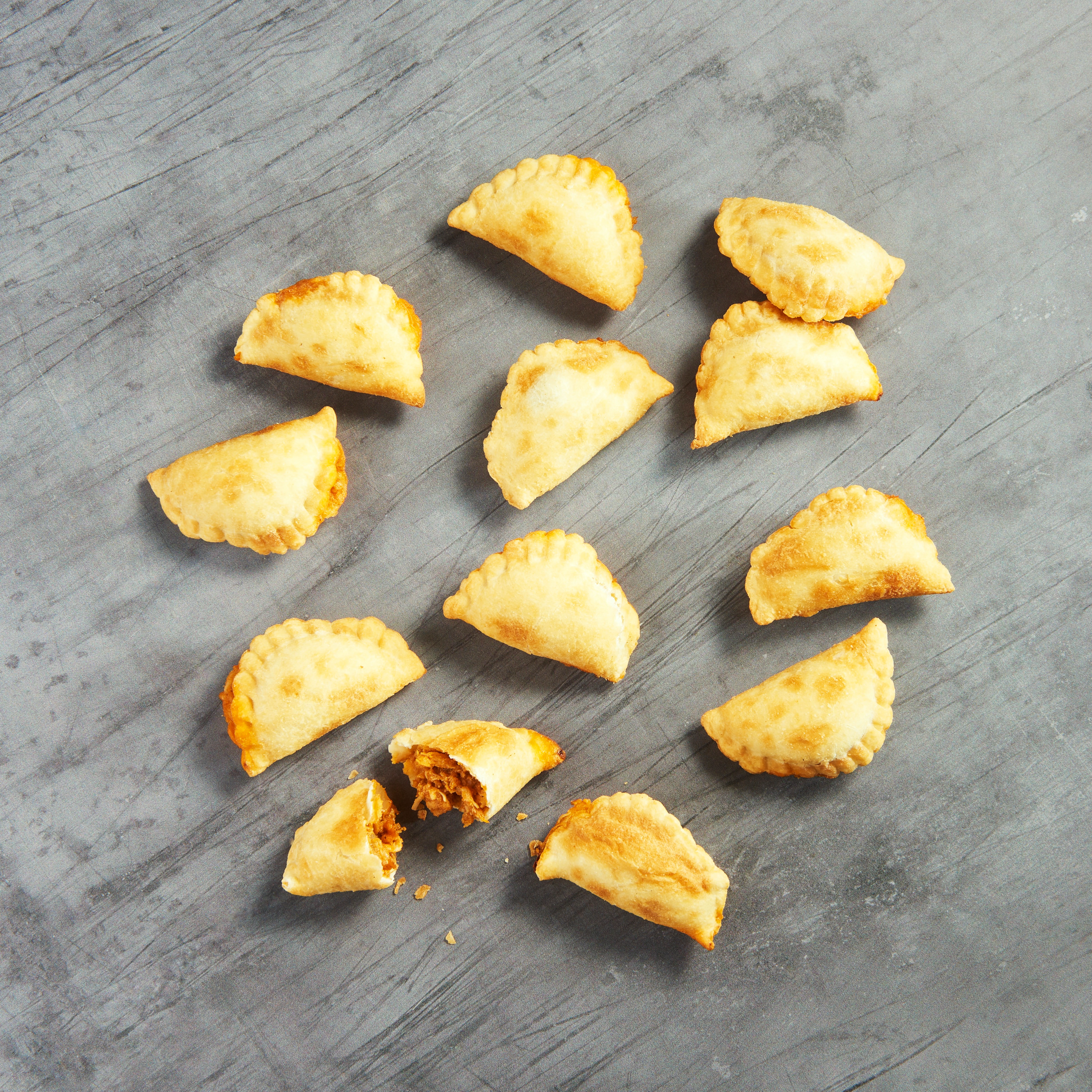 WFC 2028 ValueAdd MiniMiniButterChickenNaanpanadas RAW