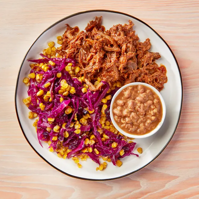 WFC 2513 ValueAdd Family PulledPorkSouthernSet Lifestyle