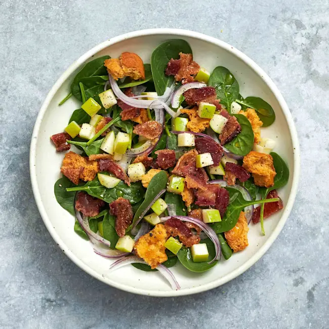 3807_Spinach_Salad_Warm_Steakhouse_Bacon_005.webp