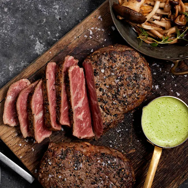 WFC 6701 Beef Steak RibeyeWagyu Lifestyle 1x1 web