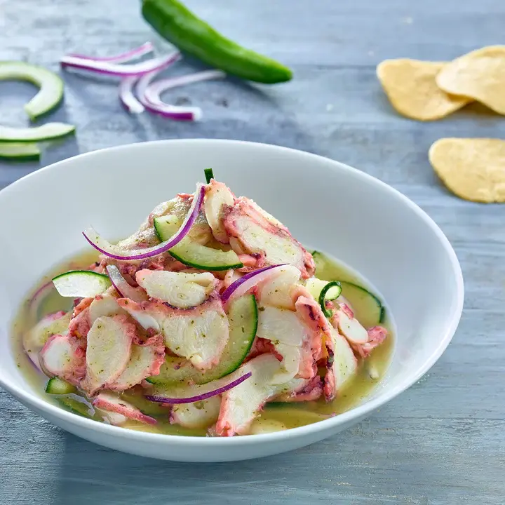 CARPACCIO DE PULPO PRECOCIDO