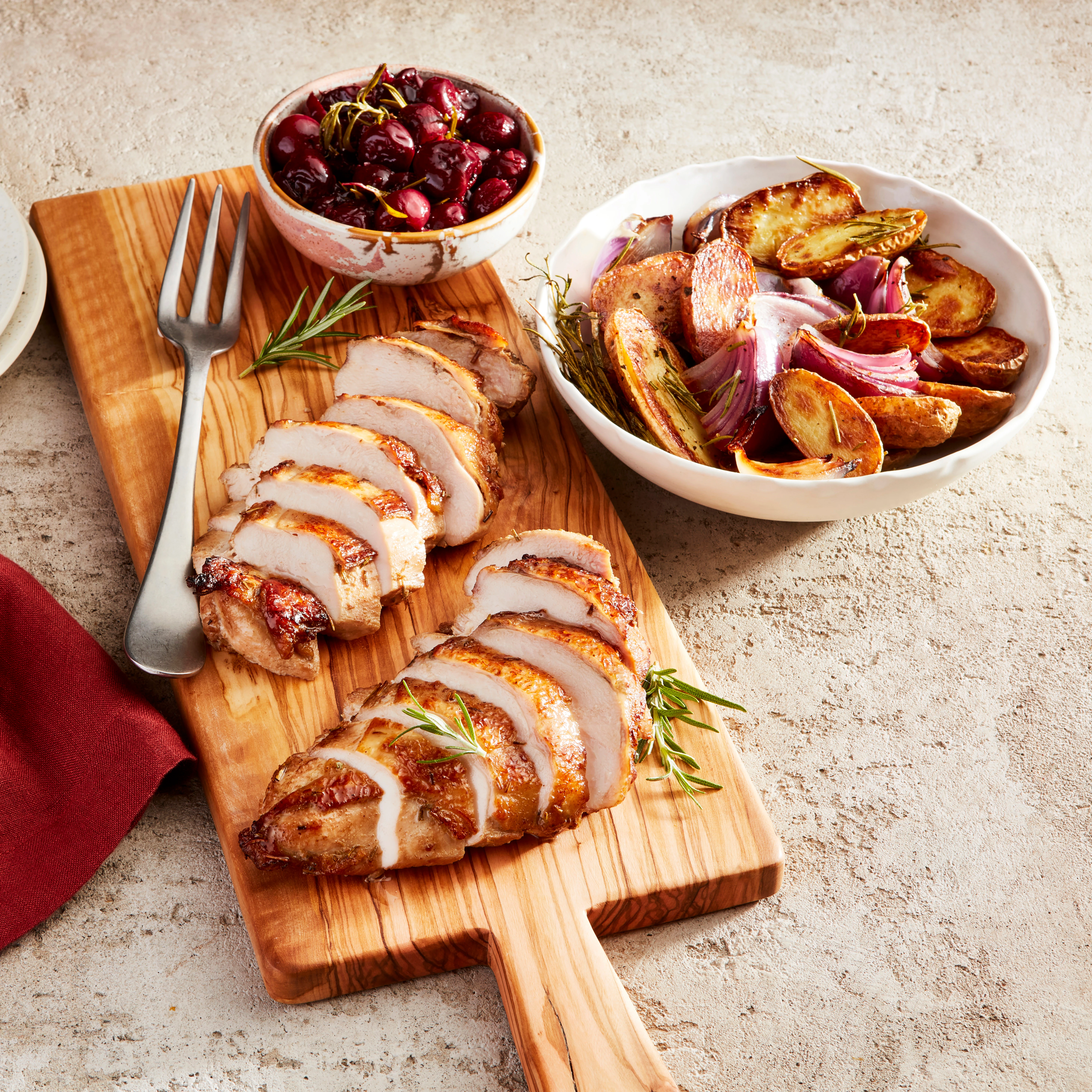 WFC 7039 7102 Chicken Breast RosemaryBalsamicBonelessSkinOn Lifestyle 1x1