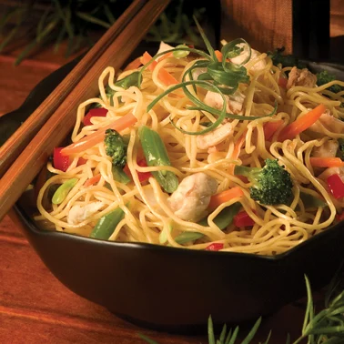 22599-COOKED-Chicken-Chow-Mein-Wong-Wing