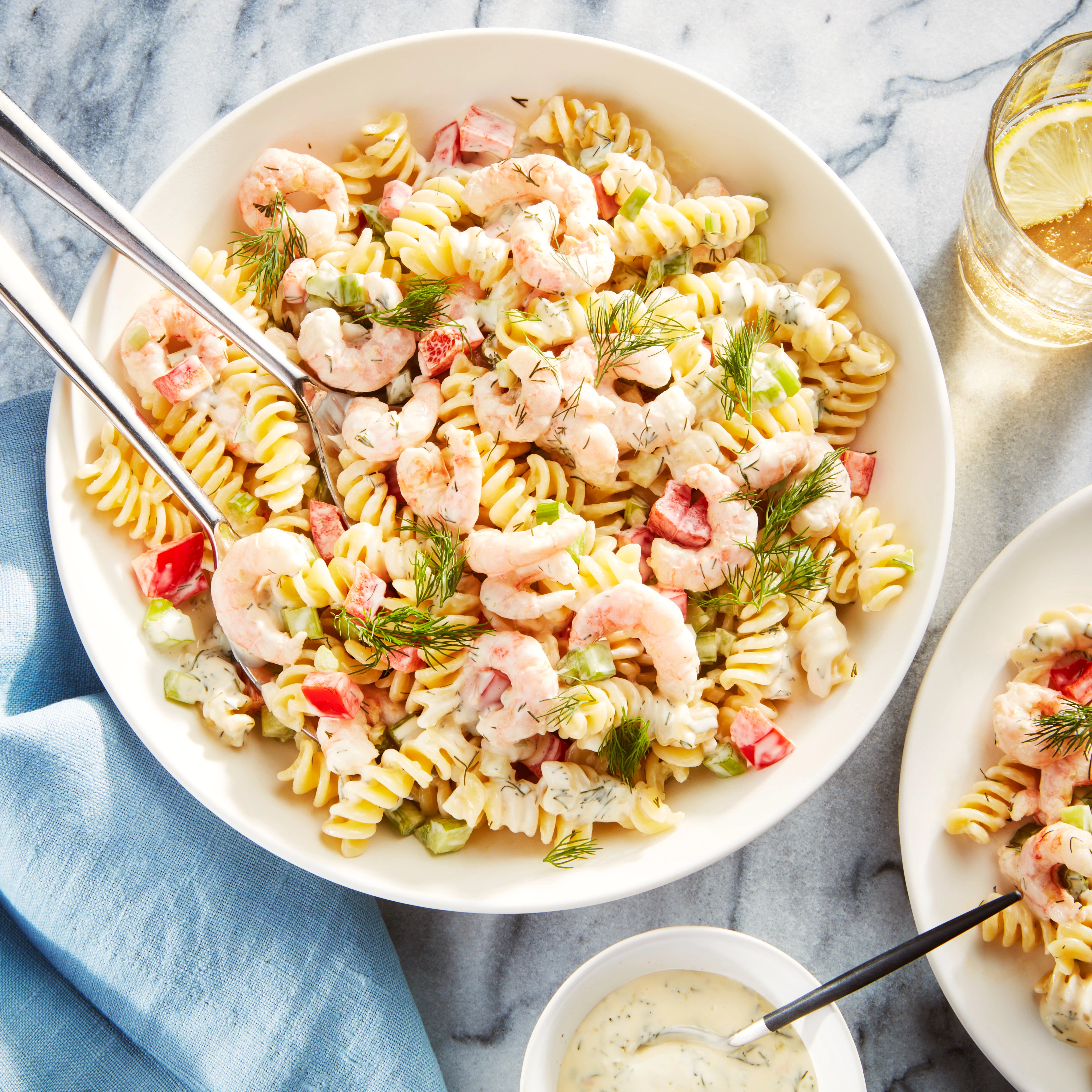 WFC 5107 Seafood Shrimp WhiteSmall125-175 Lifestyle