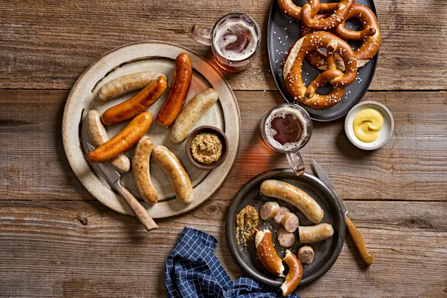 3837 COOKED Pork Cheddar Cheese Bratwurst Links