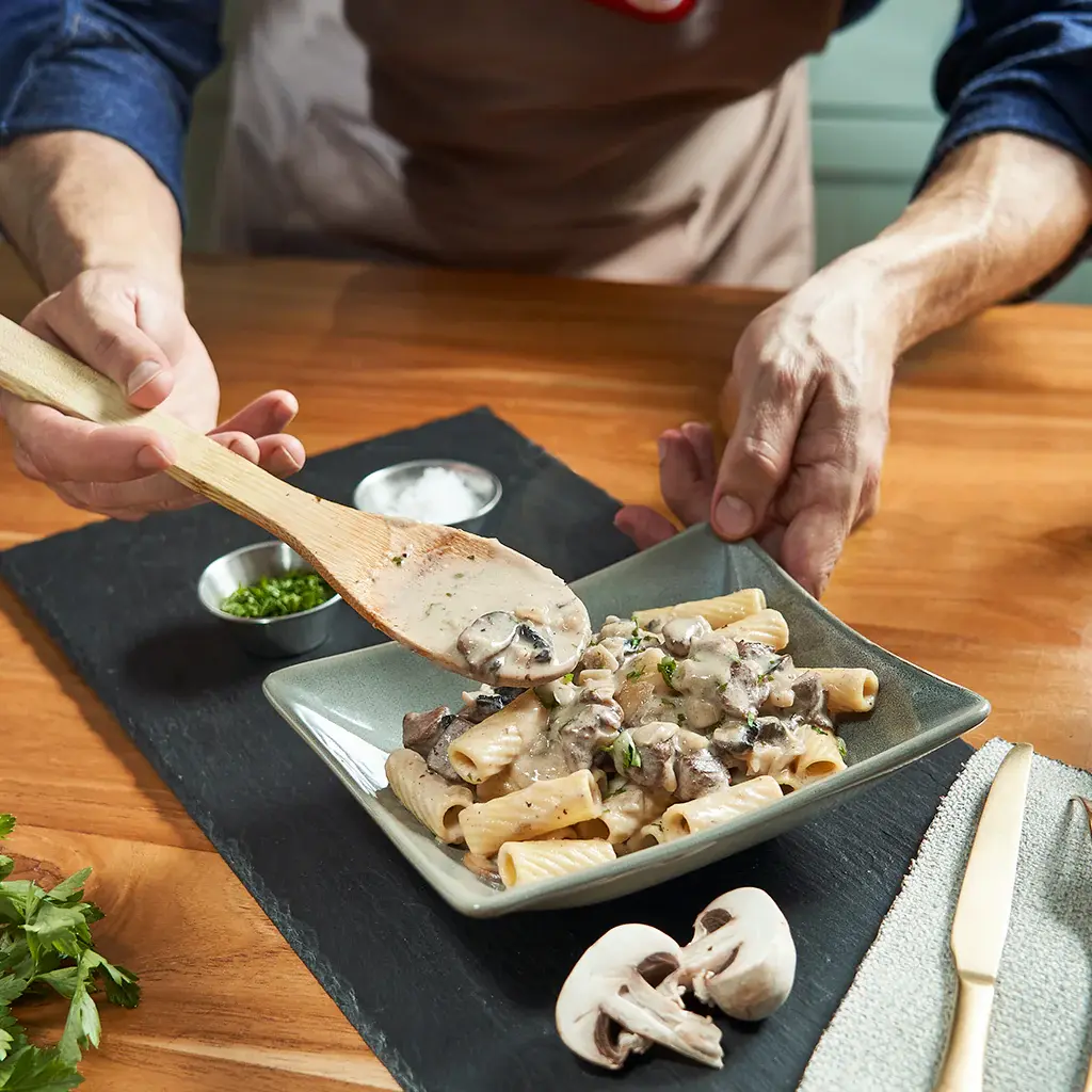 PUNTAS DE FILETE STROGANOFF