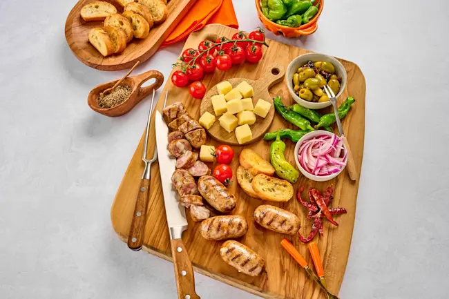 3855 COOKED Bombon Sausages with Cheese - ChoriCheez