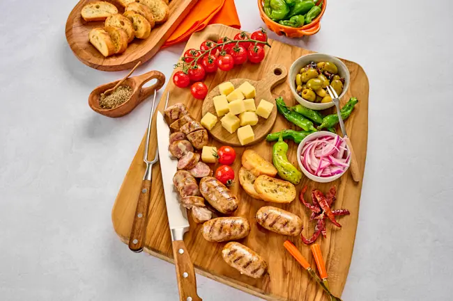 3855 COOKED Bombon Sausages with Cheese - ChoriCheez