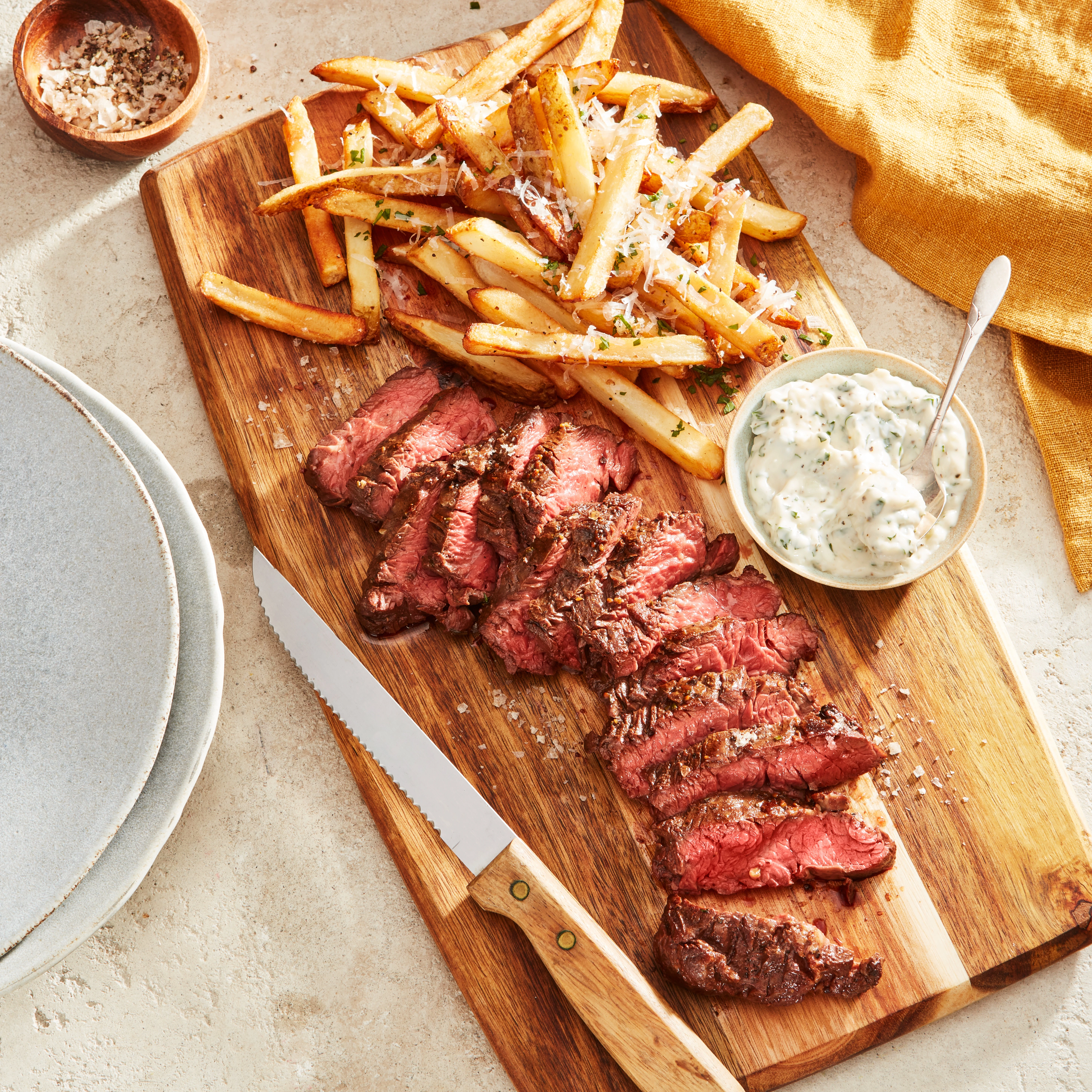 WFC 8241 Bison Steak Hanger Lifestyle 1x1