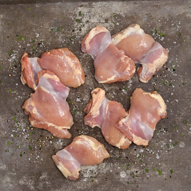 4306 WF Raw Organic Boneless Skinless Chicken Thighs Poultry