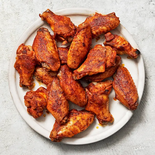 4509 WF PLATED Smoky Buffalo Chicken Wings POULTRY
