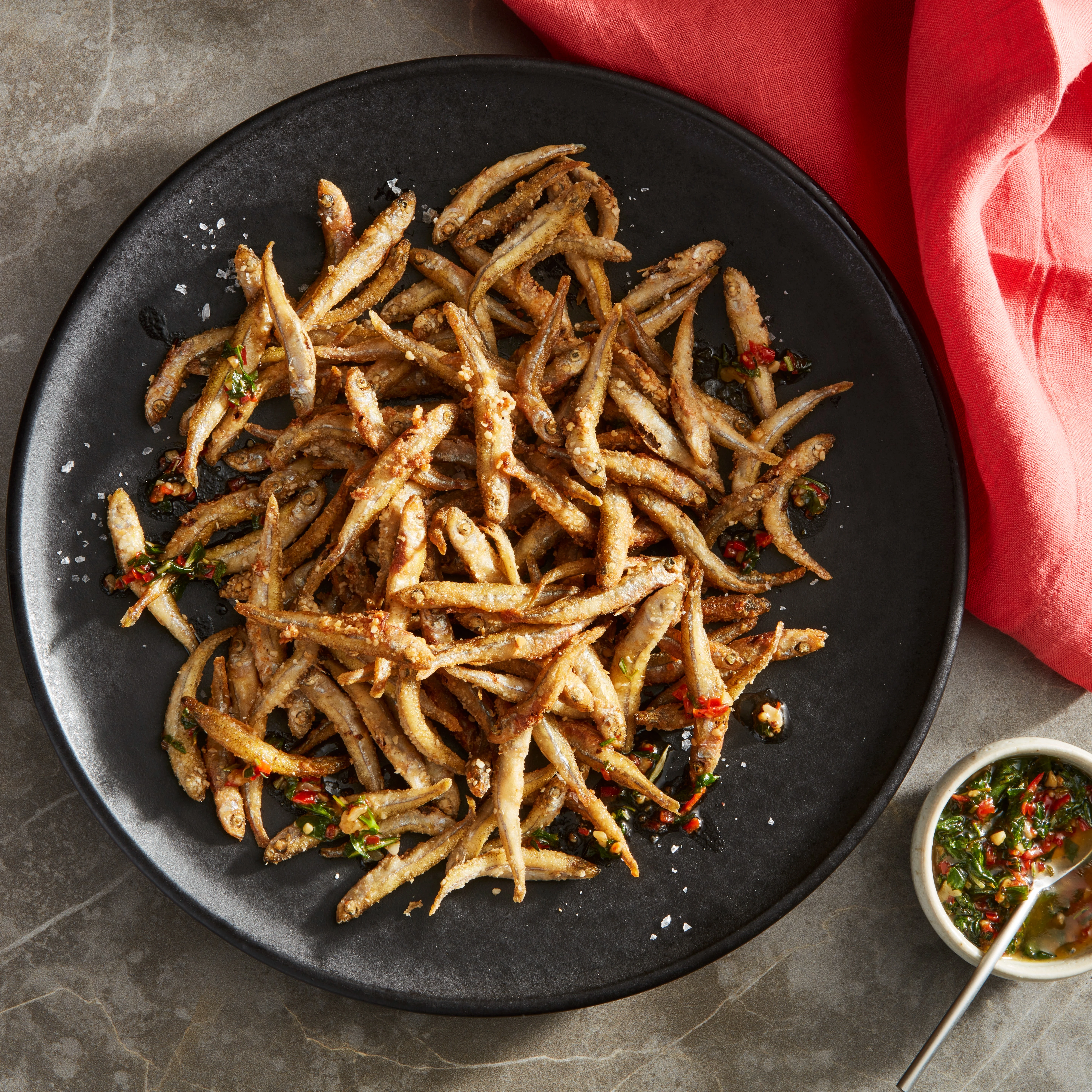 WFC 5060 Seafood Smelt Lifestyle