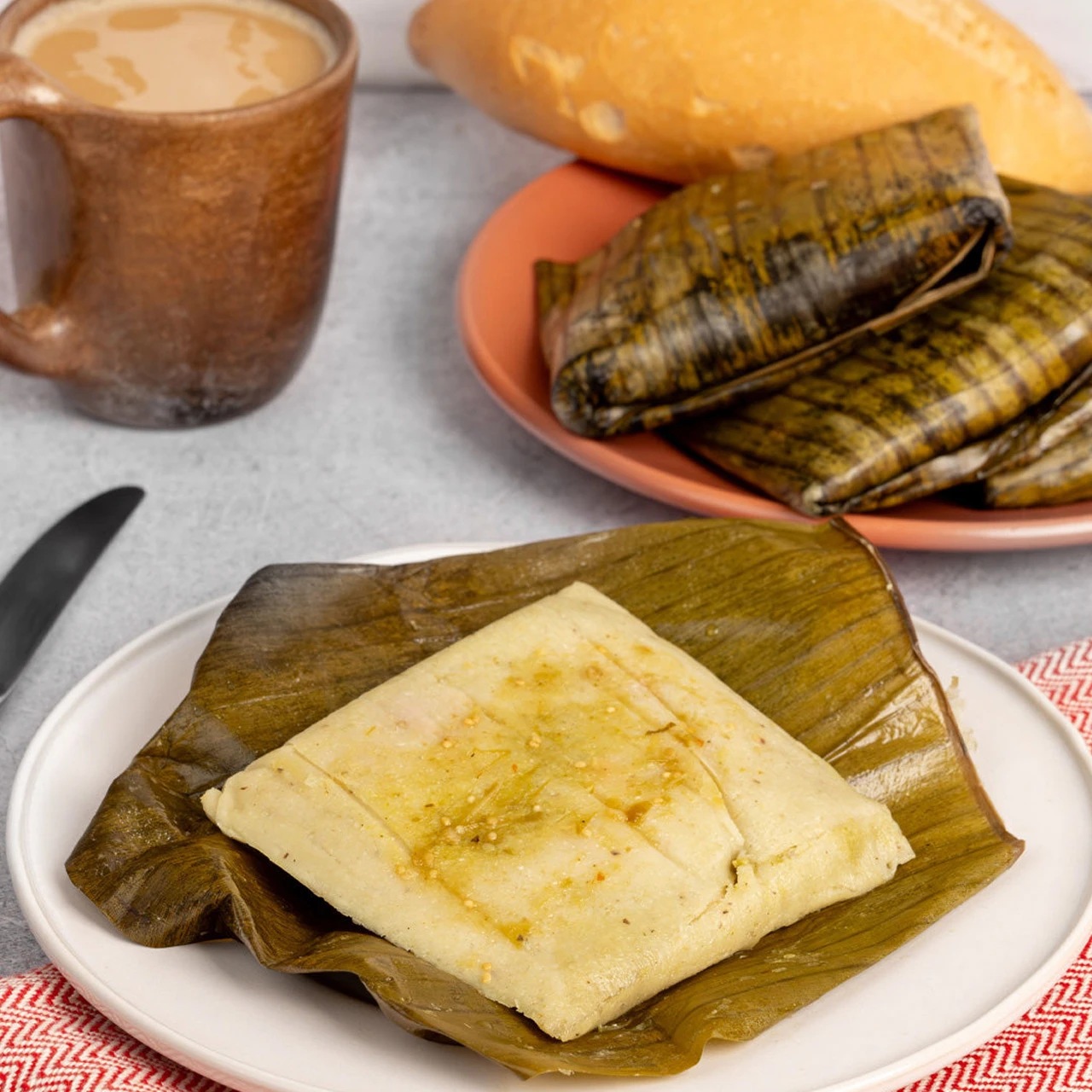 81817-wfmex-raw-tamales-con-carne-de-cerdo-en-salsa-verde-platillos-listos_840x840-3