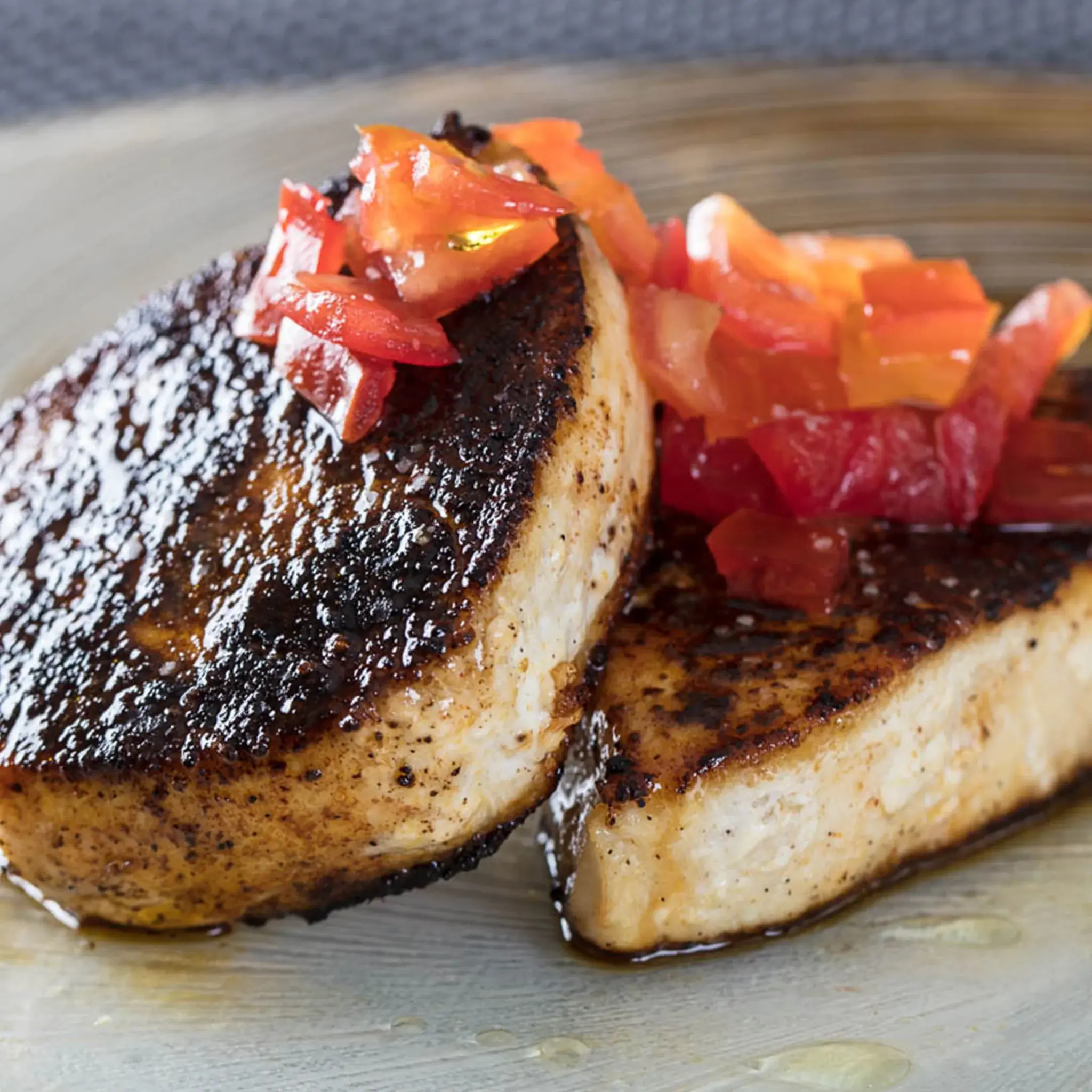 Pan-Seared-Blackened-Swordfish-with-Tomatoes-and-Lemon 64A0582