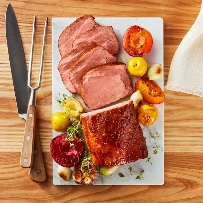 WFC 6910 Pork Roast RibEndLoin Lifestyle