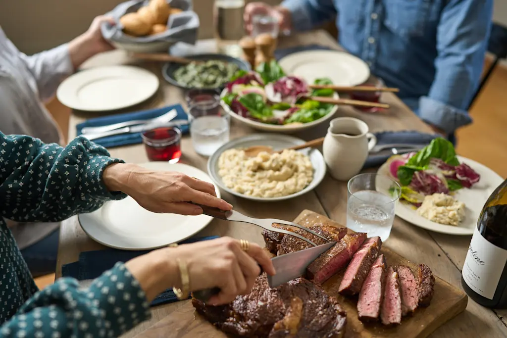 Members Table Gallery Row - Join the Community 