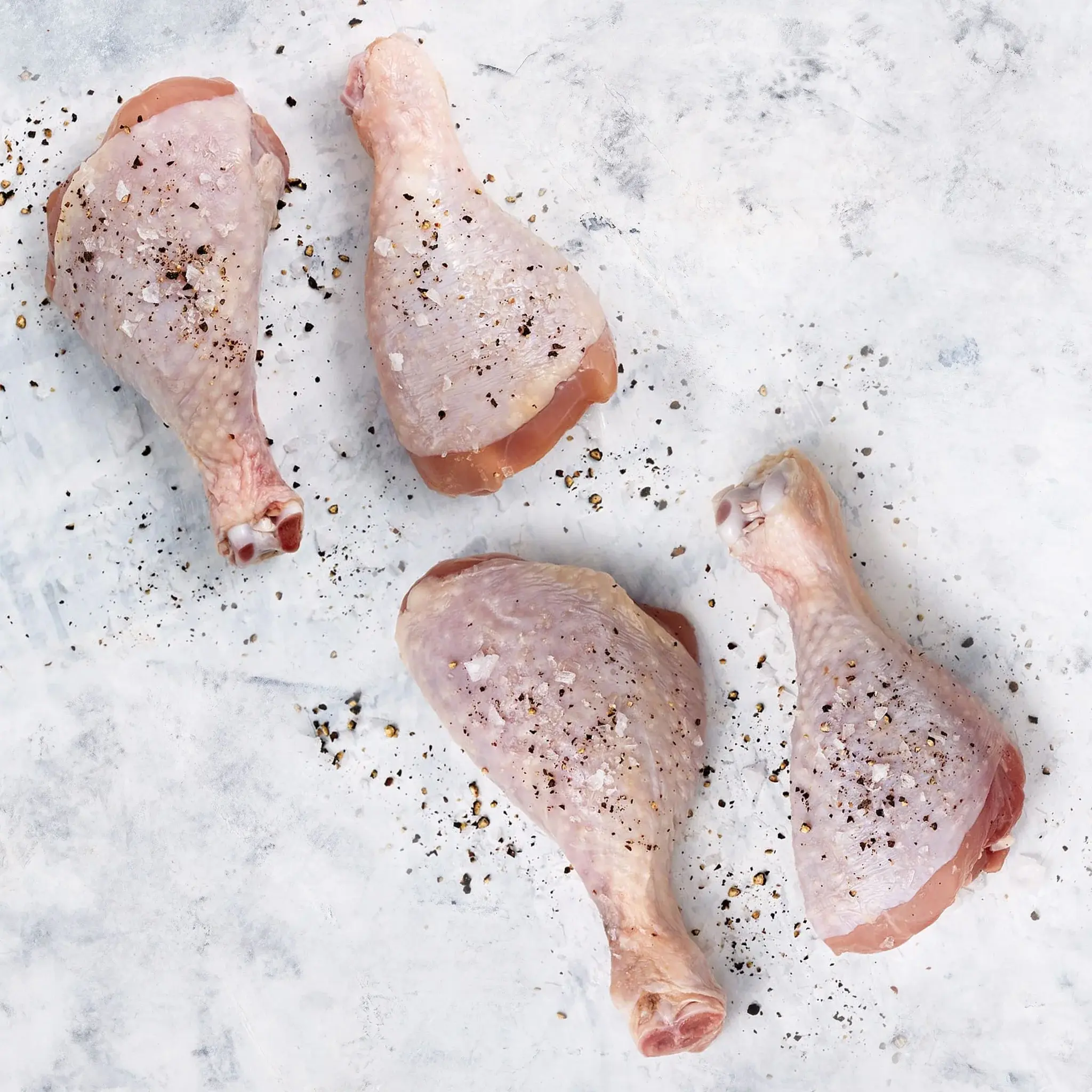 WFC_7012_Chicken_Drumsticks_BISkinOn_Raw.webp
