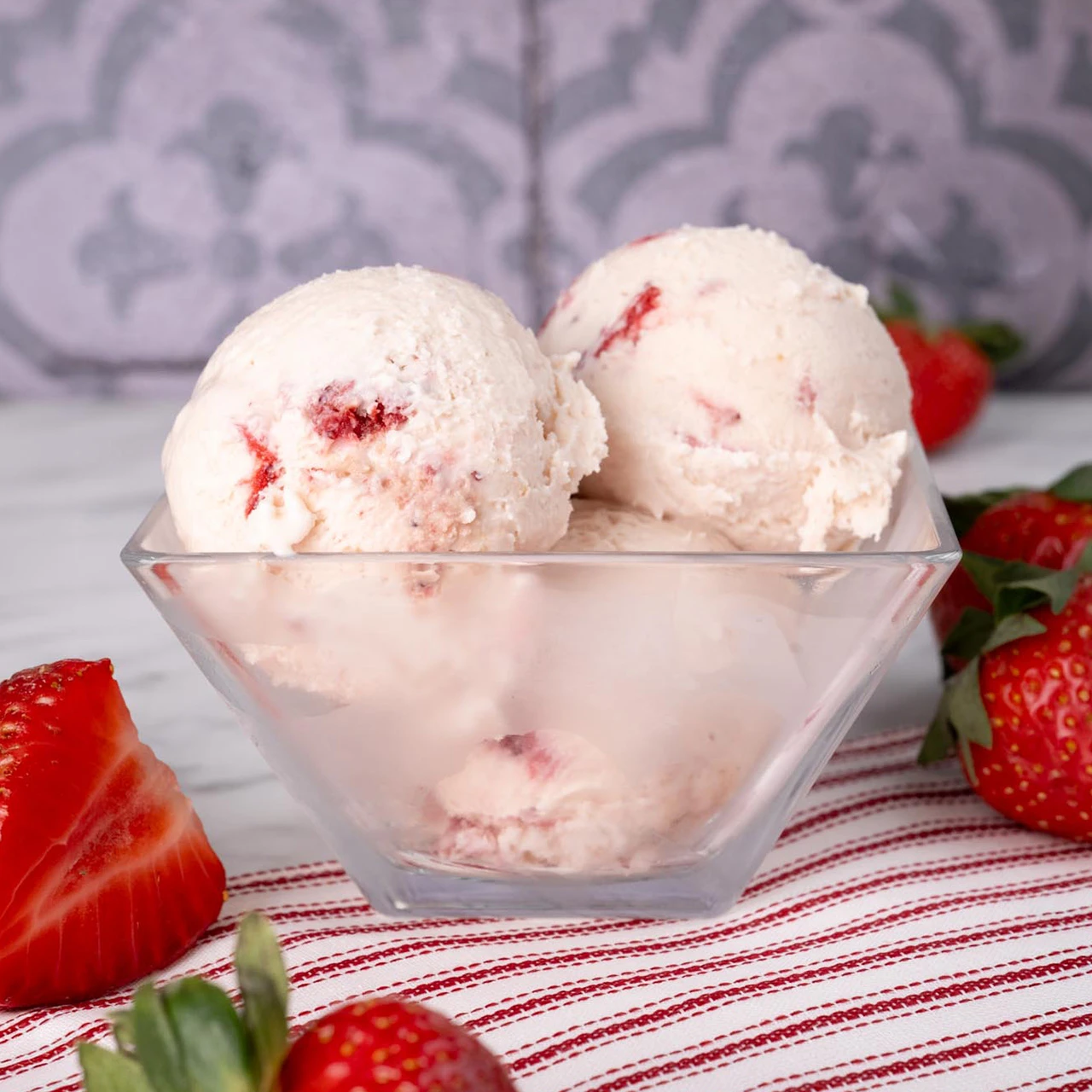 82150 WFMex Lifestyle HELADO DE FRESA HAAGEN DAZS 473ml Postres
