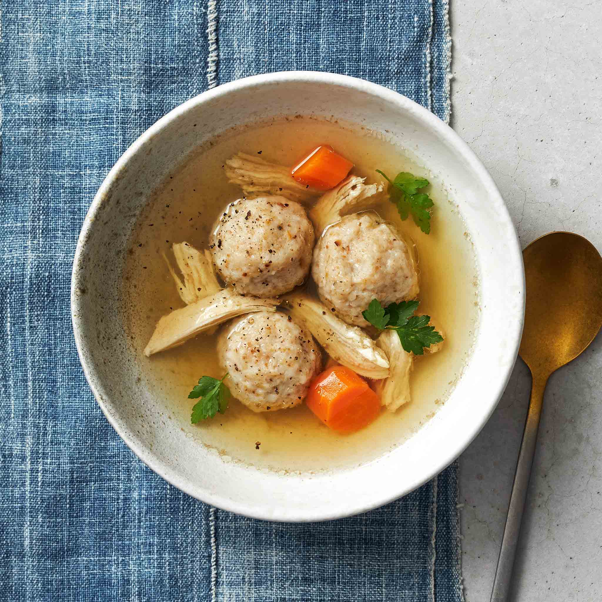 ALT 4459 WF PLATED Matzo Ball Soup Kosher Chicken POULTRY