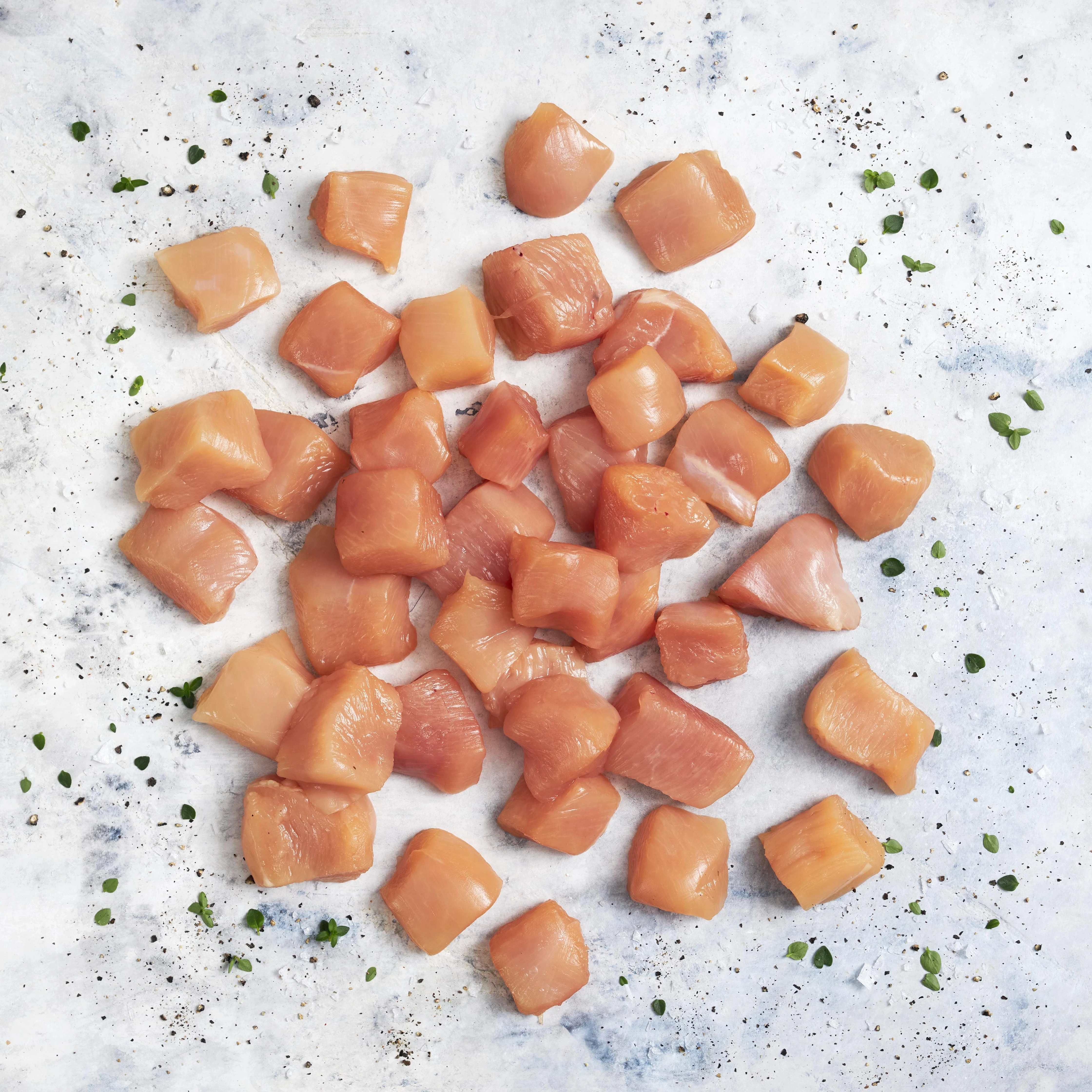 WFC 7011 7082 Chicken Breast Chunks Raw