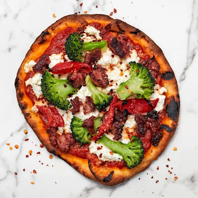 WFC 9055 Grinds Sausage Calabresa Lifestyle 1x1