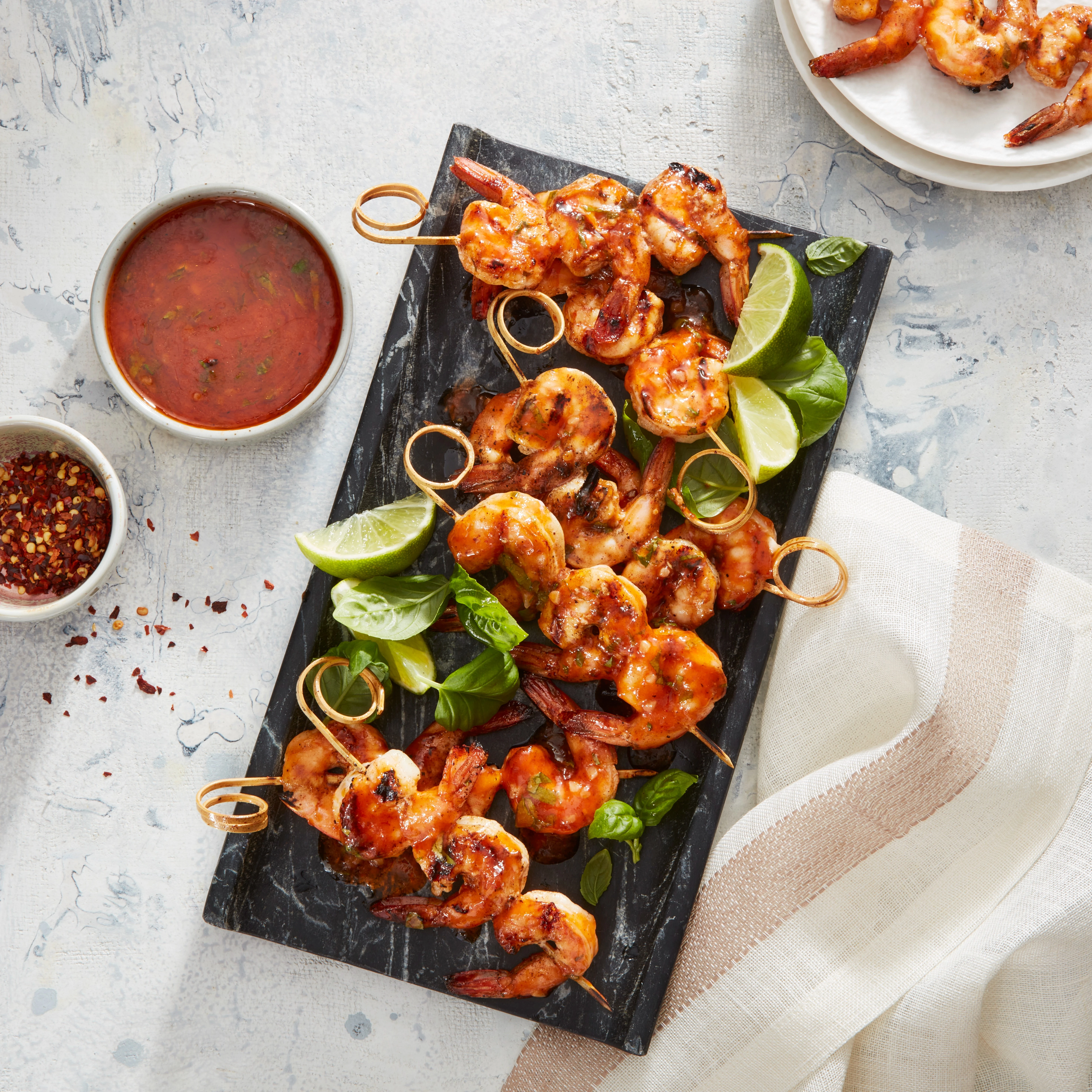 WFC 5126 Seafood Shrimp WhiteLarge31-40 Lifestyle